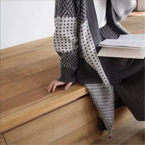 Knitted long sleeve cardigan - Picture 5 of 8